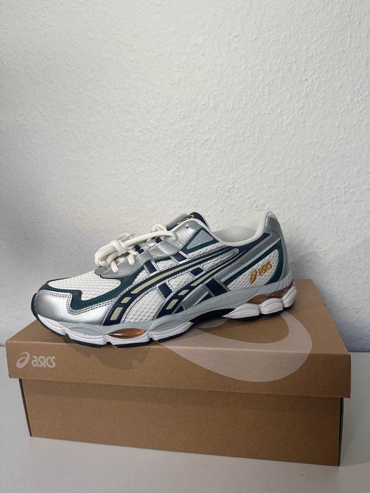 Нові кросівки ASICS, розмір 42-42,5