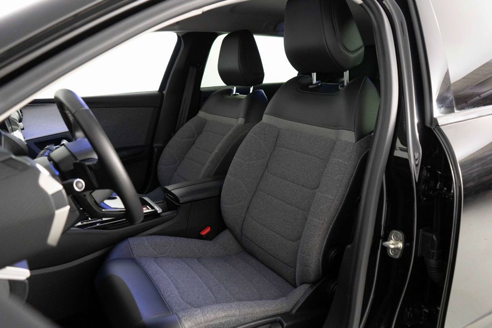 Citroën C5 X 1.6 Hybrid Plus e-EAT8