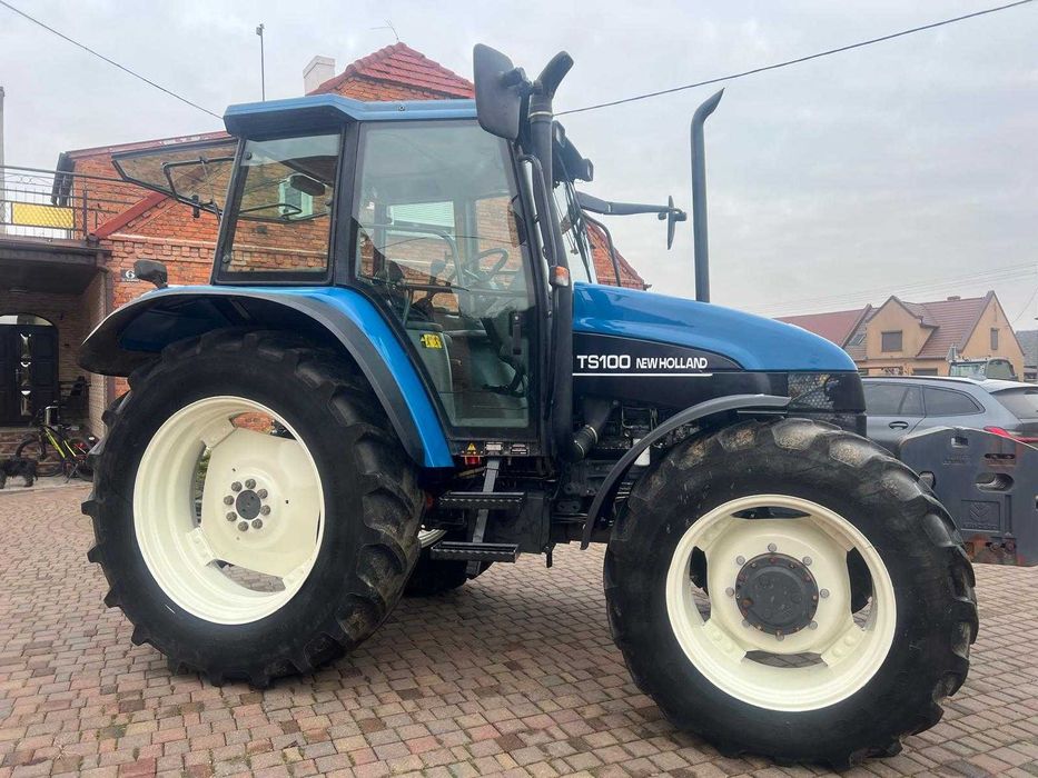 Ciągnik rolniczy New Holland TS 100