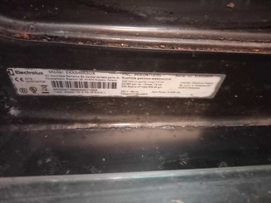 Używana kuchenka gazowo-elektryczna Electrolux EKK545530OX.