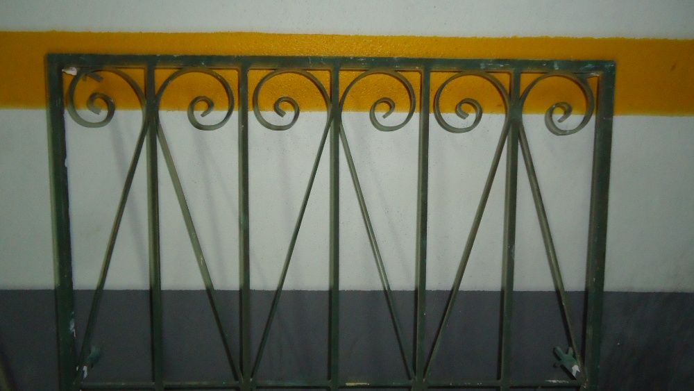 Grade em Ferro 120 cm x 100 cm