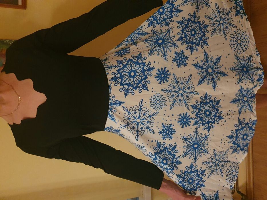 Sukienka świąteczna na święta czarna płatki śniegu M 38