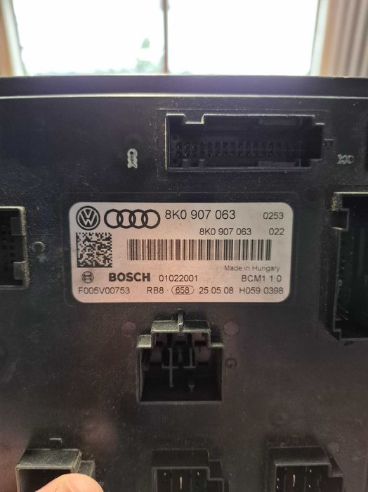 Moduł komfortu Audi A4 B8