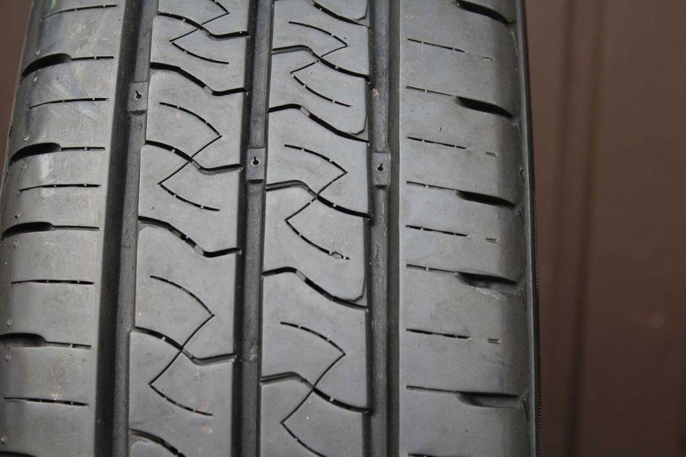 195 75 r16C Kumho PORTRANS KC53