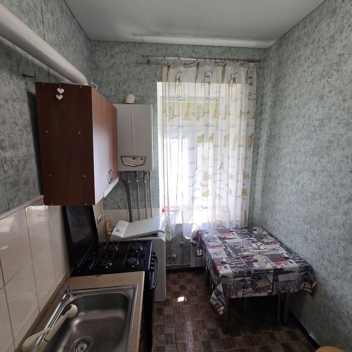 Продаж 1 кімнатна  квартира  Центр вулиця Адміральська