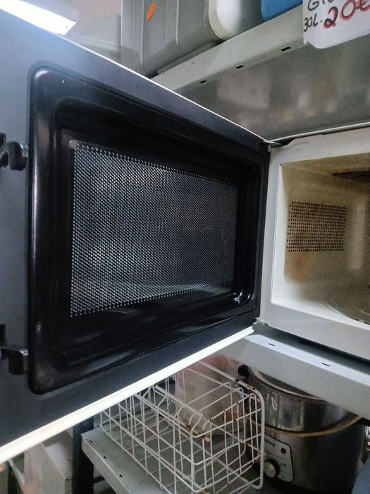 Microondas com grill