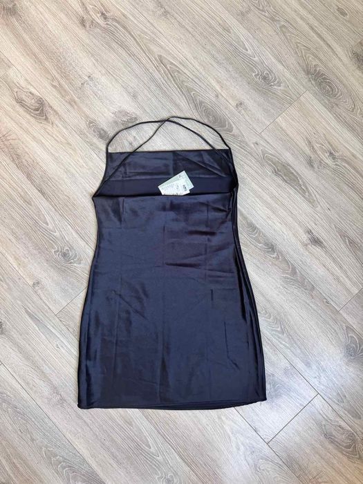 сукня від h&m з атласу, розмір S-М (38 / 10)