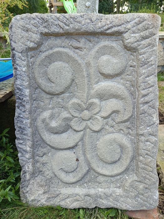 Kamienne okna piaskowiec