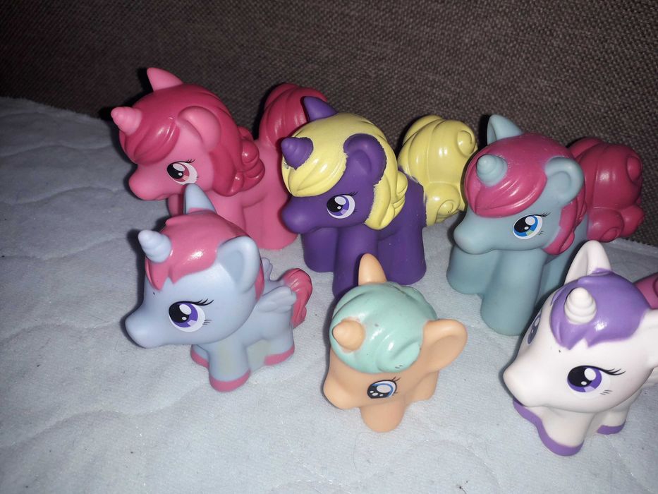 Kucyki Pony 7 sztuk.