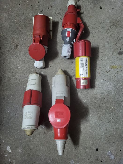 Żyrandol bardzo stary meble