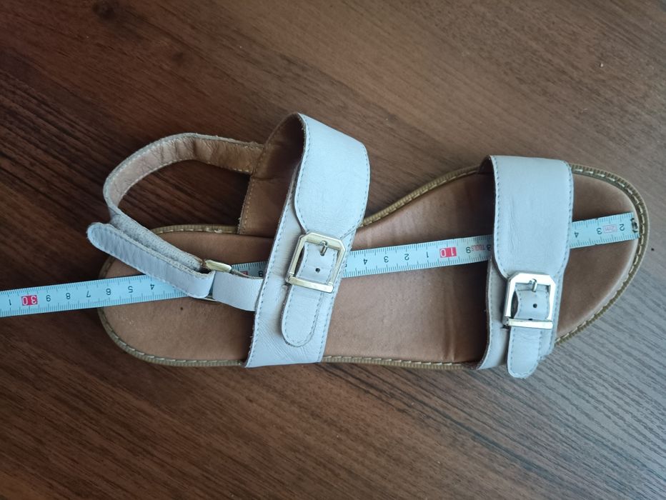 Продам босоніжки/сандалі жіночі ШКІРЯНІ