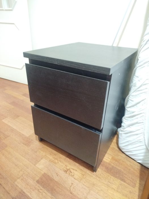 Cama Ikea 140x200 4 gavetas preta, comoda 2 gavetas preta