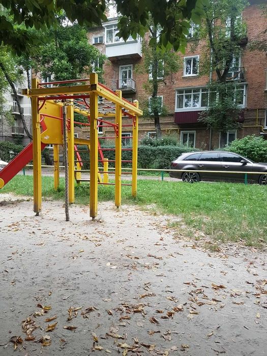 Оренда кімнати для дівчини. Стрийська