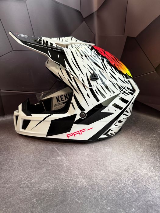 Мотошолом Agv  Shark Hjc shoei Scorpion Xlite  Ruroc Nolan rpha pista