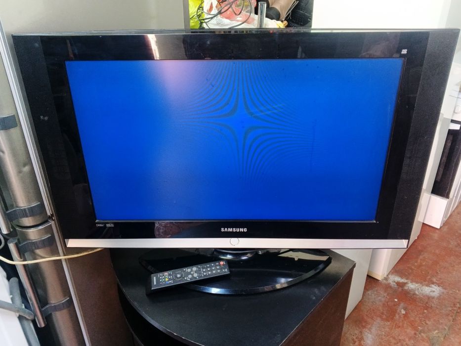 Телевизор Samsung 32