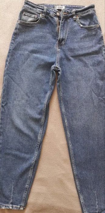 Жіночі джинси мом світло-синього кольору розмір 44 фірми Mikaletta