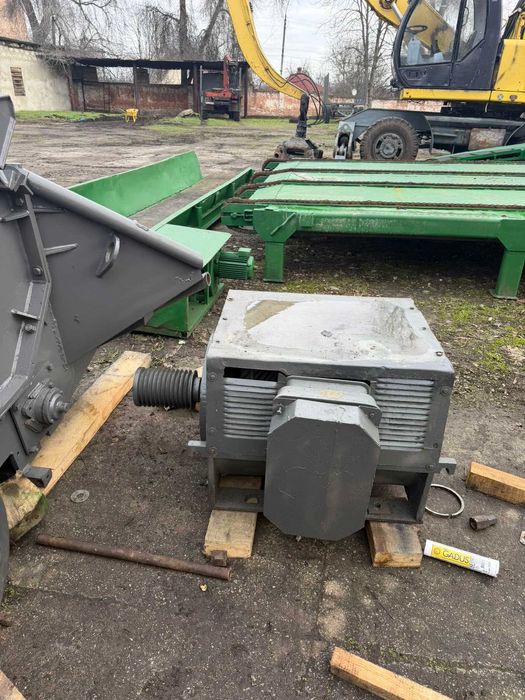 Продам дробарку BRUKS 803 CT