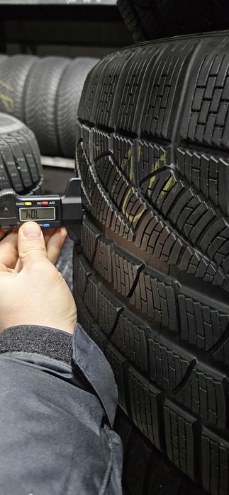 245 40 19 + 285 35 19 100V Зима  Комплект Pirelli з Європи Склад Київ