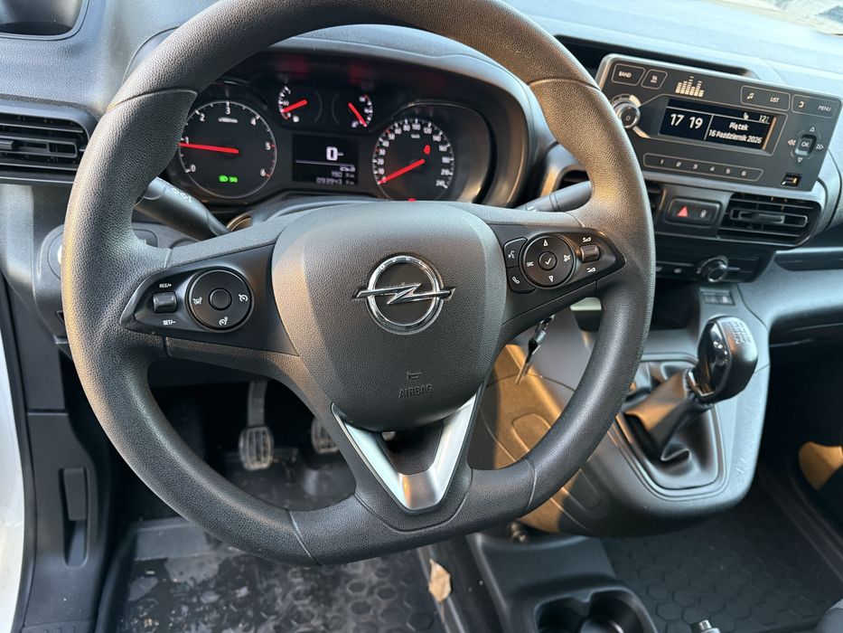 Opel Combo 1.6 cdti  100 km   VAT -1