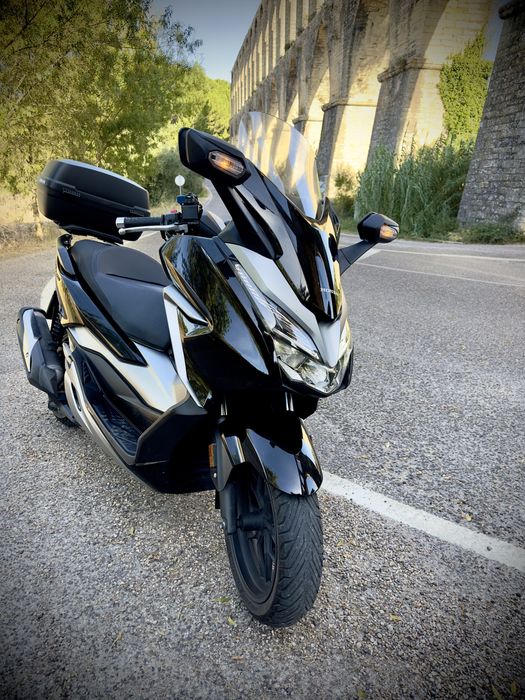 Forza 300 de 2019 como nova