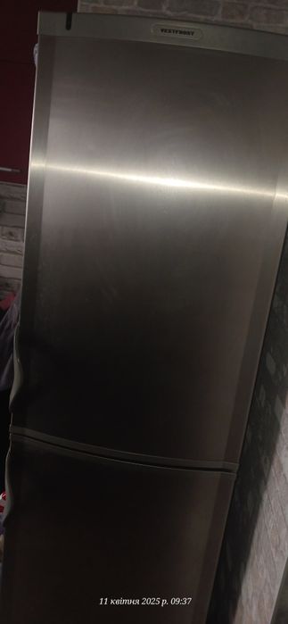 Продам холодильник!!