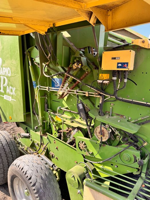 Prasa rolująca Krone Vario pack 1800