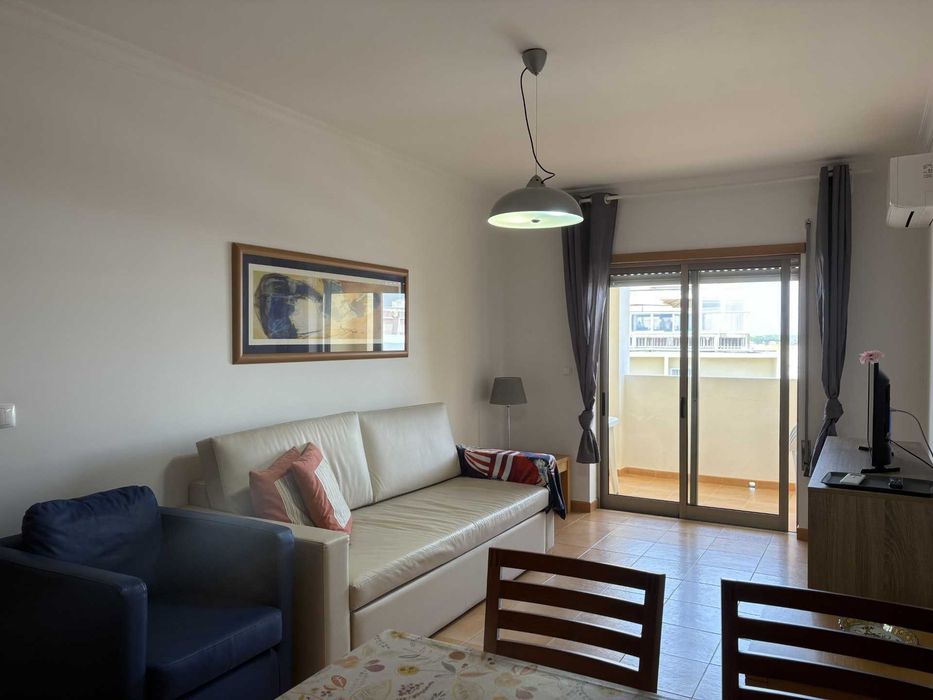 Alugo T1  Monte gordo