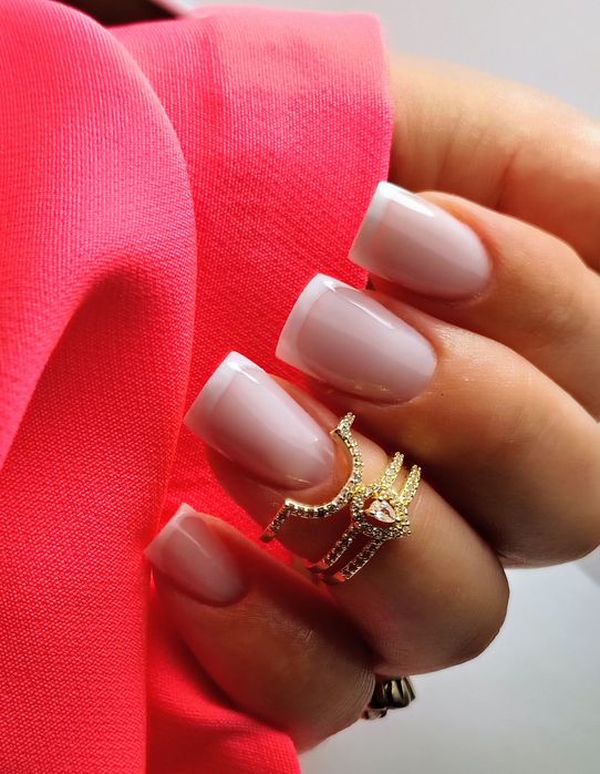 Manicure Mobilna stylizacja Modelki stylizacja paznokci przedłużenie,hybryda,zel