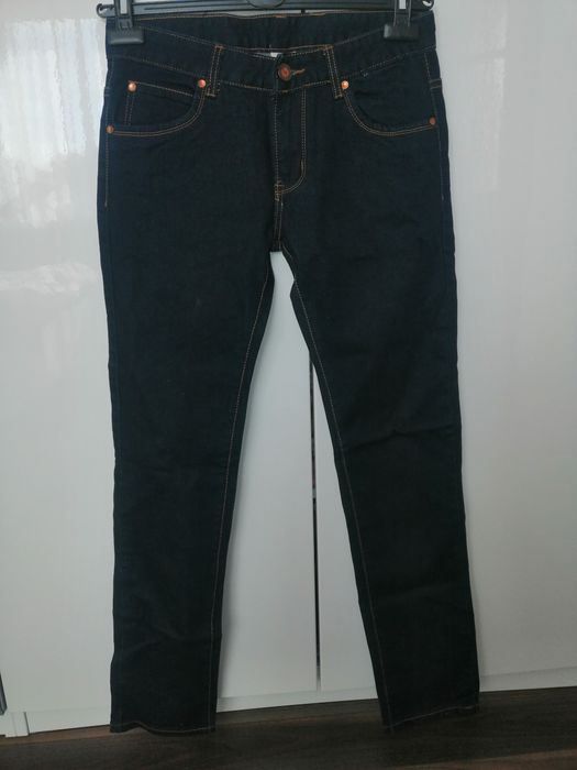 Nowe męskie spodnie jeansowe rozmiar 30