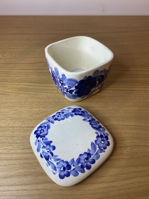 Fajans, Włocławek, Koło - pojemnik, jak nowy