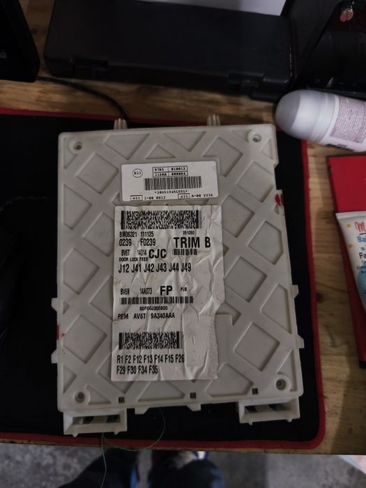 BCM BV6T-14A073-FP  Ford Focus 2012