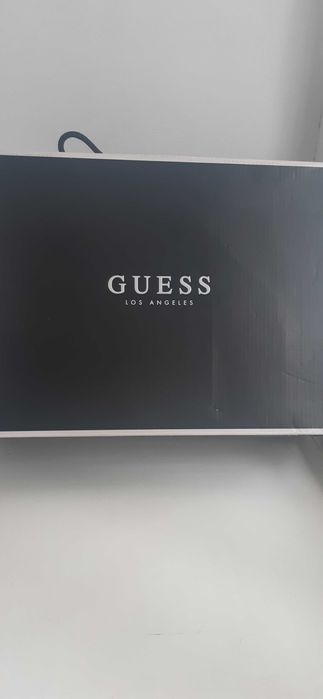 Новые замшевые ботинки