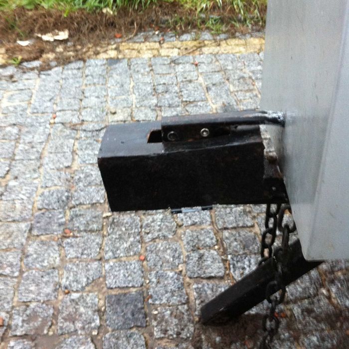 Atrelado campismo/carga - Multifunções, com tampa em muito bom estado