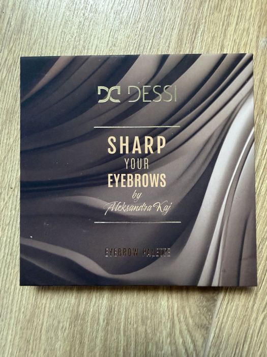 Dessi Sharp Your Eyebrows palet do brwi
