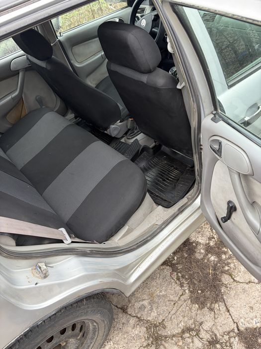 Volkswagen pointer 2006 года