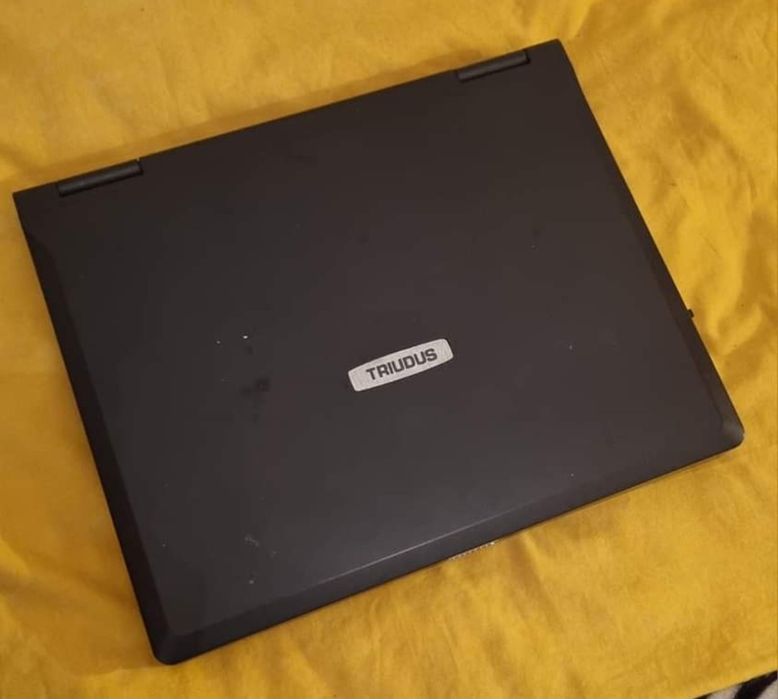 Computadores antigos vários para Peças valor cada