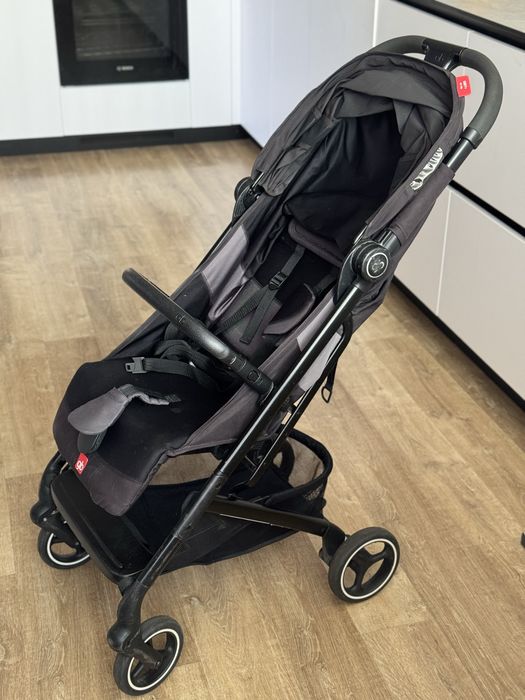 Коляска Geoby Qbit