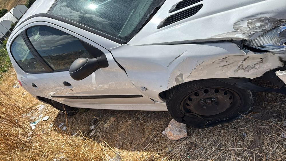 Peugeot 206 - 2000