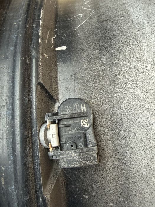 Автомобільні диски Land rover Range rover R20 5x120 JK621007AA