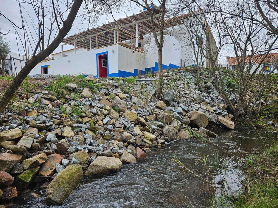 Casa rural recuperada - 2 imovéis