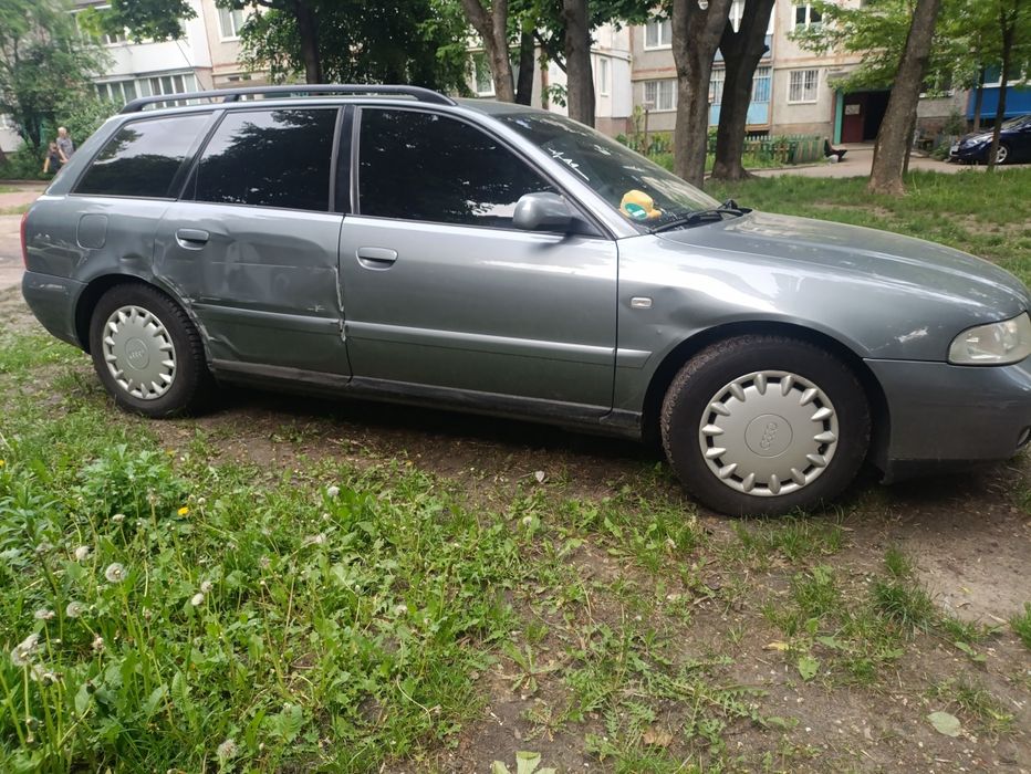 Продам автомобіль АУДІ А4 Б5