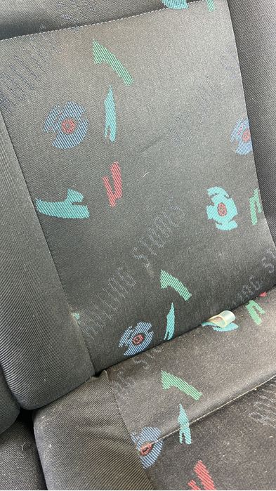 Volkswagen Golf Mk3 Variant 1.8cc a gasolina, edição especial Rolling Stones.