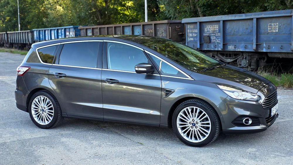 Ford S-Max Śliczny rodzinny S - MAX / Titanium / Automat