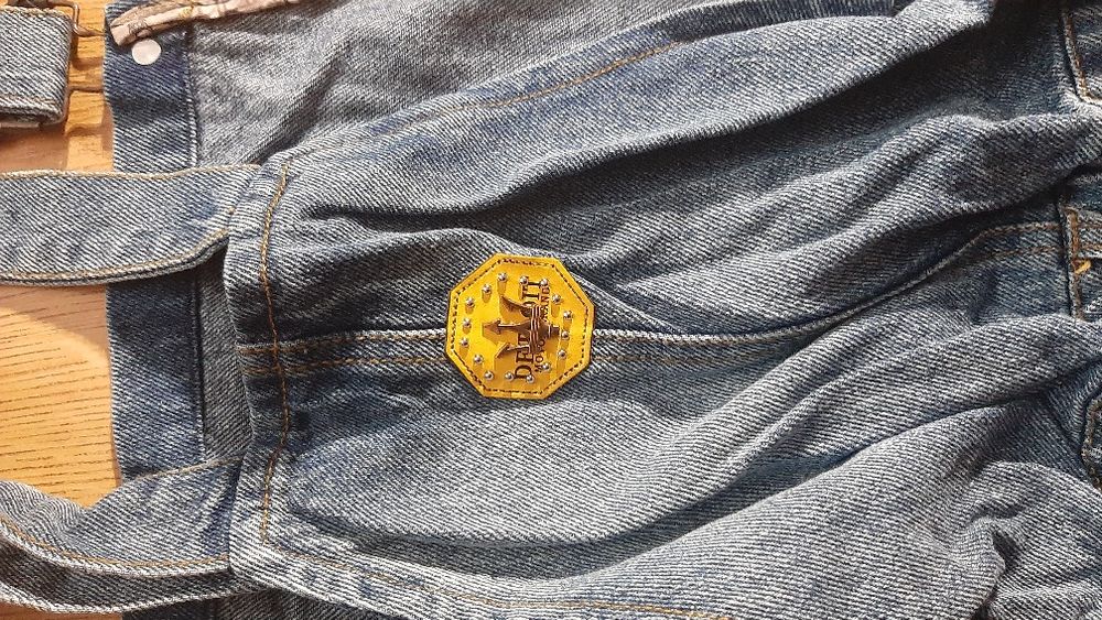 Spodnie damskie ogrodniczki Pull &Bear L