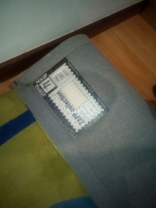 Vendo carpete p/quarto de criança c/ novo