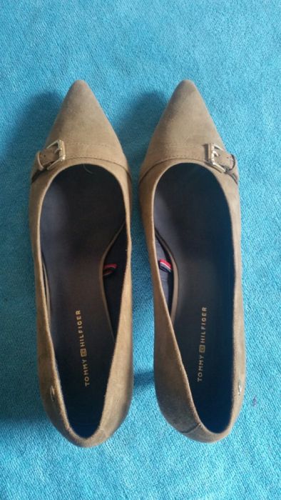 Piękne czółenka Tommy Hilfinger