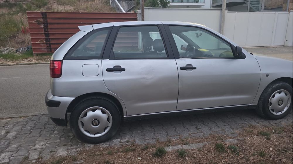 SEAT IBIZA 1.9 SDI - 1900€