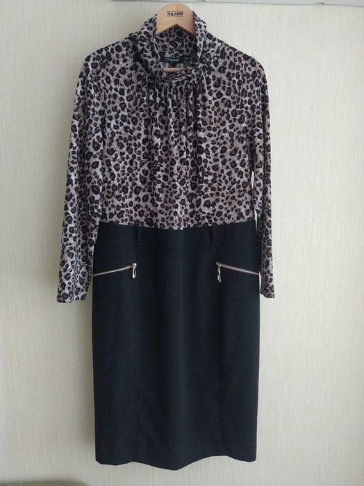 Женское платье 52-54 размер