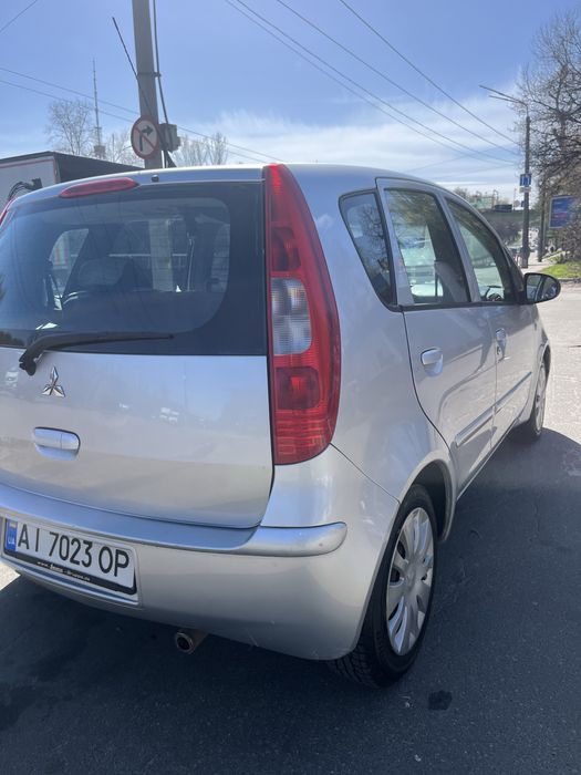 Продам Mitsubishi kolt автомат