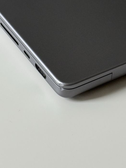 MacBook Pro 14" M1 Pro 32GB/512GB Space Gray